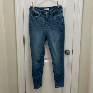 Levi straight leg jeans